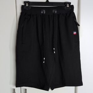 Classic Black Athletic Junior's Shorts Size Medium